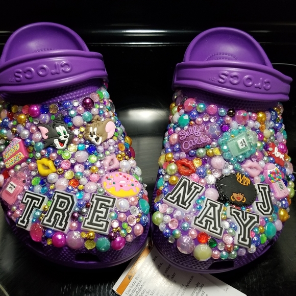 Customized Crocs - Picture 15 of 16
